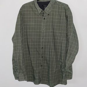 Van Heusen long sleeved dress shirt